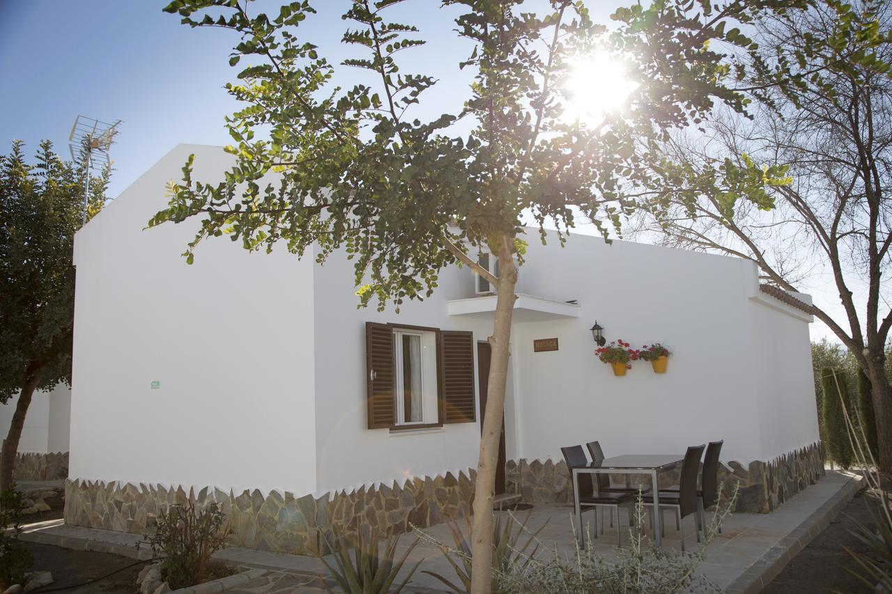 Apartamentos Puerta Sierra Puerto Serrano Buitenkant foto
